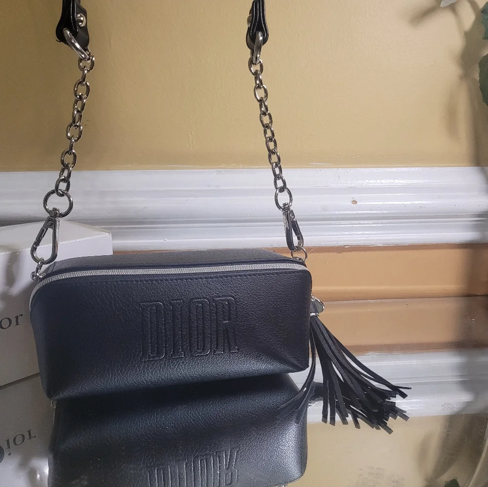 Host pick 🔥 Dior🔥beauty pouch convertible shoulder bag - Picture 13 of 17